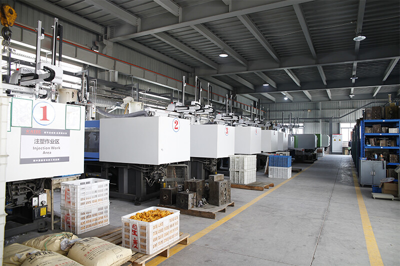 注塑车间